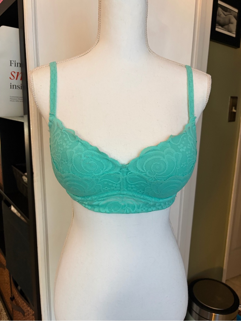 Victoria's Secret Lace Balconette Bra in Mint Green